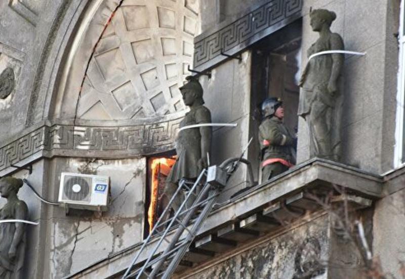 Число пострадавших при крупном пожаре в одесском колледже выросло до 30