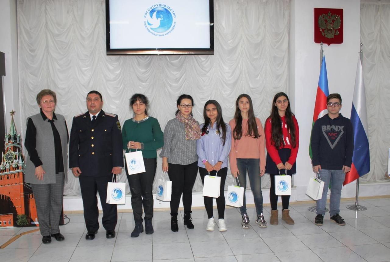 В Баку открылась экспозиция лучших работ III Международного фотоконкурса "Русская цивилизация"