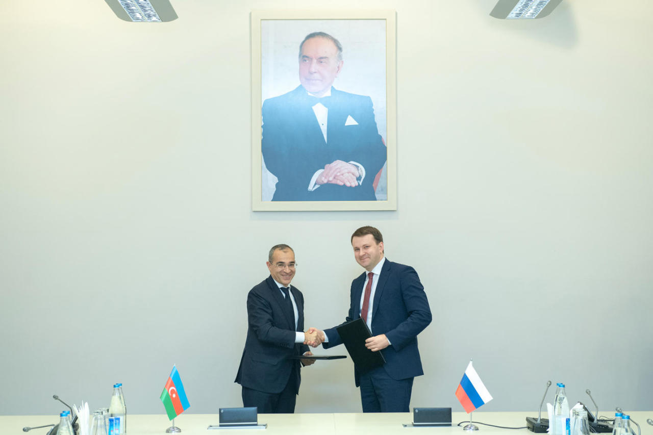 Азербайджан и Россия подписали протокол о намерениях