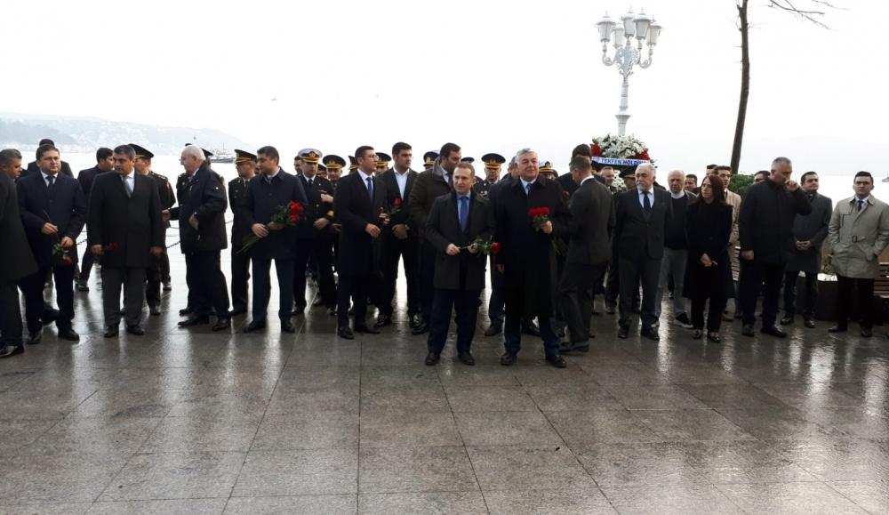 Светлая память Общенационального лидера Гейдара Алиева почтена в Стамбуле