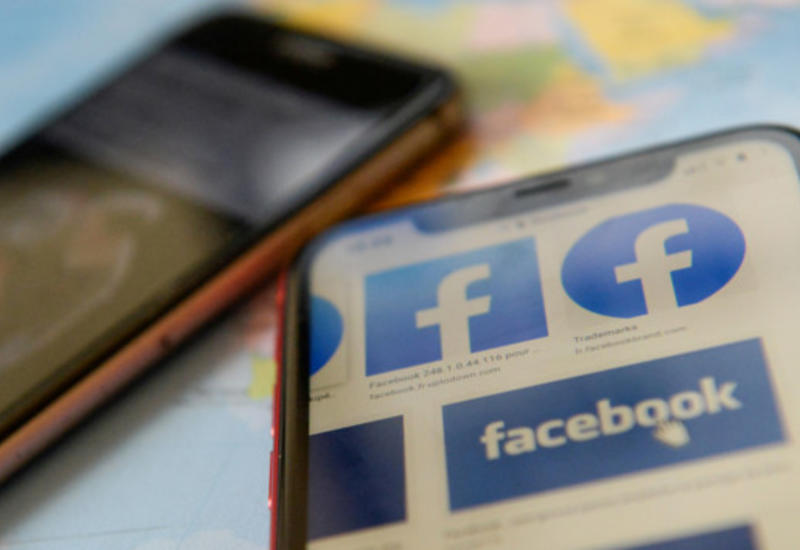 Неофашисты в Италии выиграли суд против Facebook