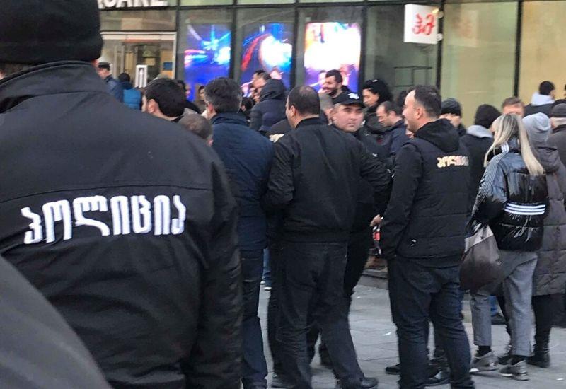 Как же хорошо у нас в Баку
