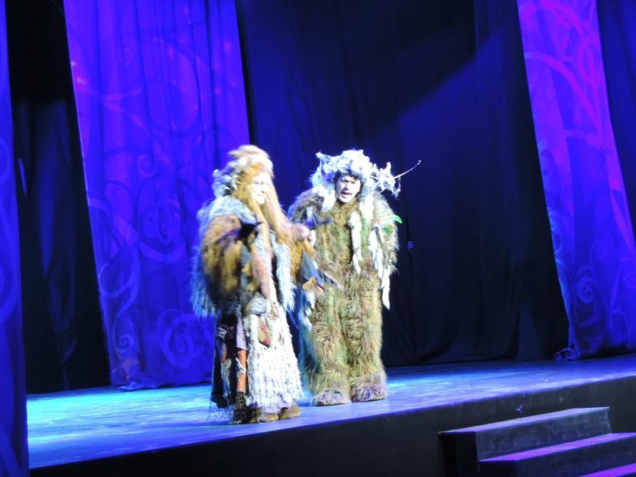 Организованное в Шамахы семейное мега-шоу "Джыртдан и волшебный халат" подарило детям прекрасные, радостные моменты