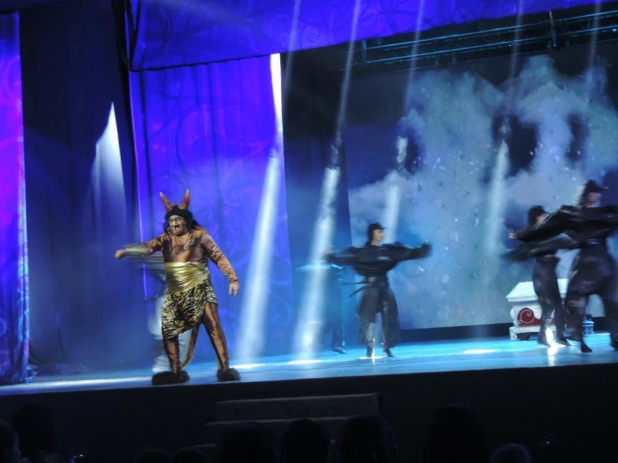 Организованное в Шамахы семейное мега-шоу "Джыртдан и волшебный халат" подарило детям прекрасные, радостные моменты