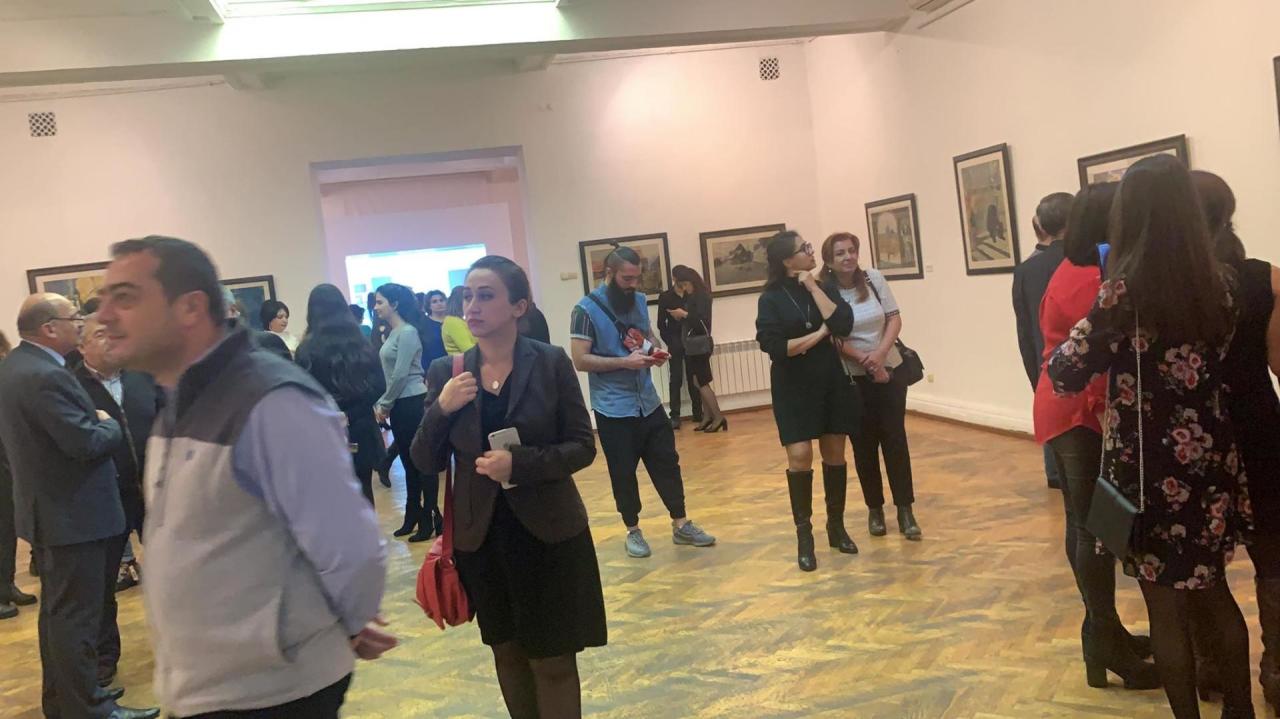 В Баку открылась экспозиция в честь 90-летия народного художника Кямиля Наджафзаде