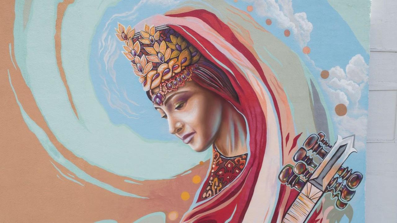 Один из лучших художников Европы, украсивший дома в Баку: Буду скучать по азербайджанскому добродушию и гостеприимству