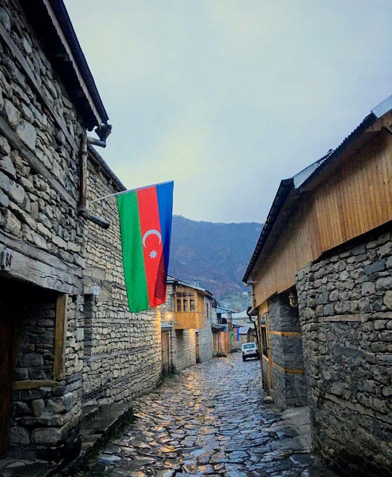 “Dağların daş nağılı” - Lahıc