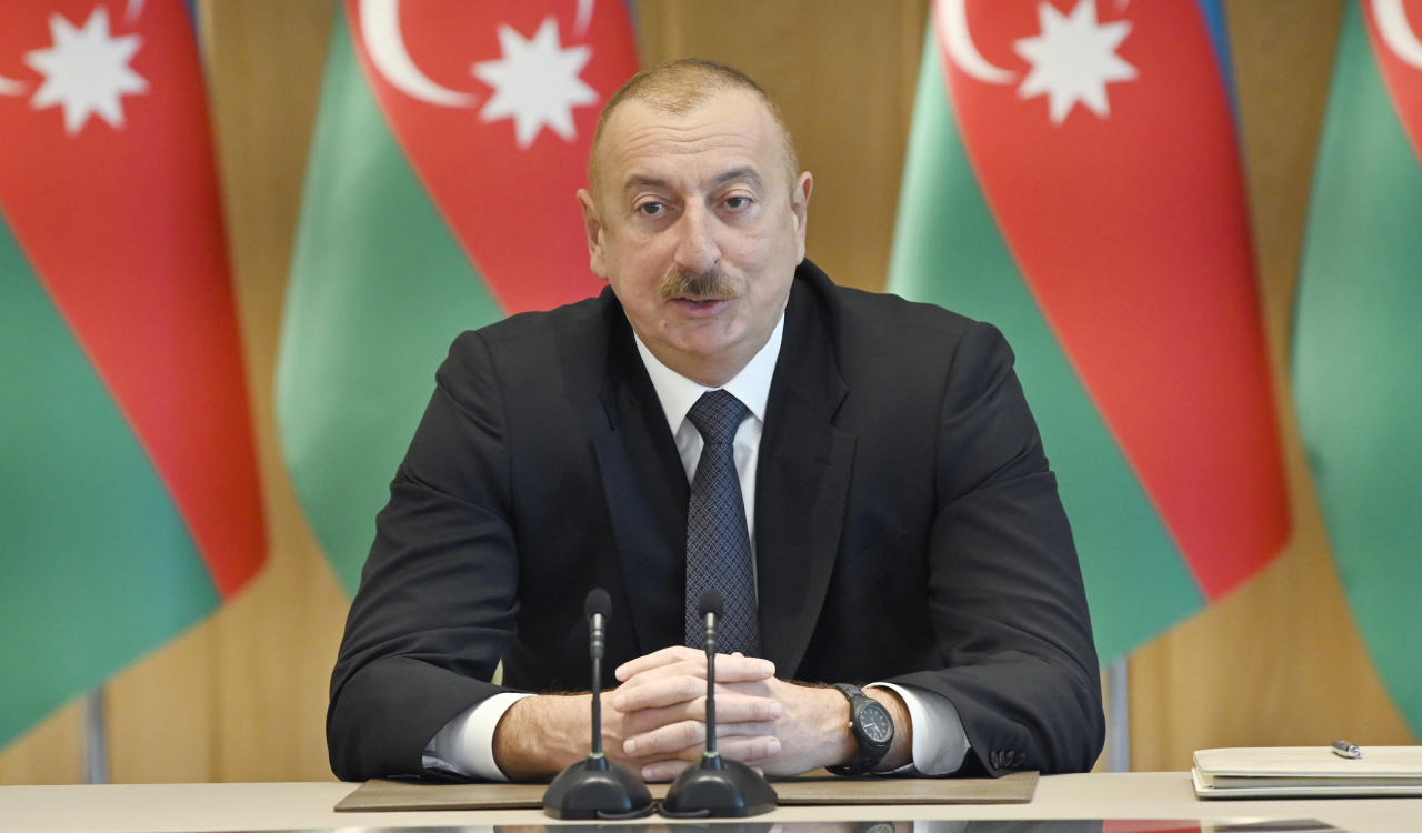 При Президенте Ильхаме Алиеве прошло совещание, посвященное итогам 2019 года