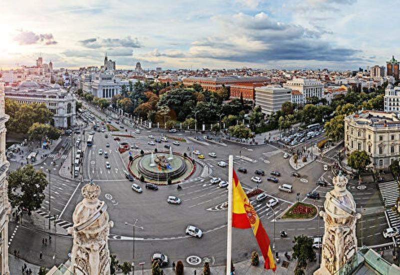 Новое правительство Испании принесло присягу