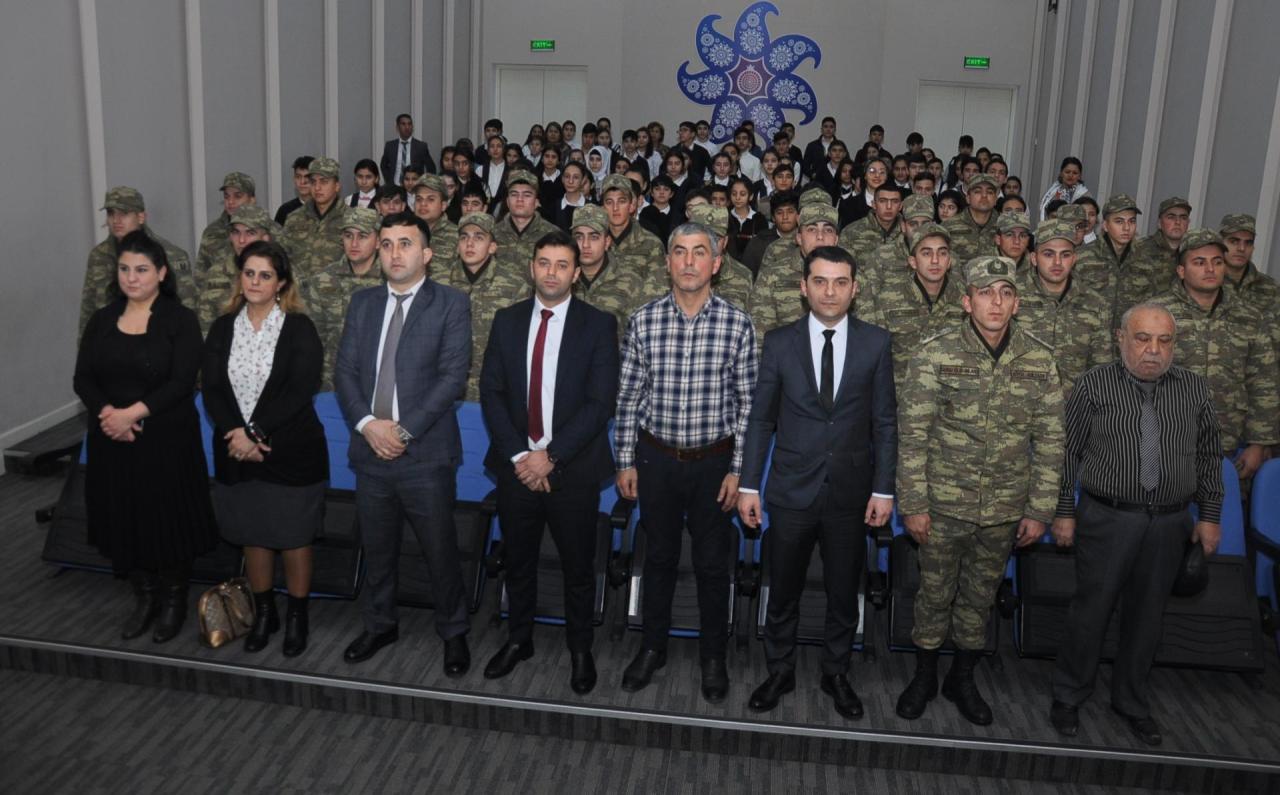 В Баку проходит Неделя патриотического кино