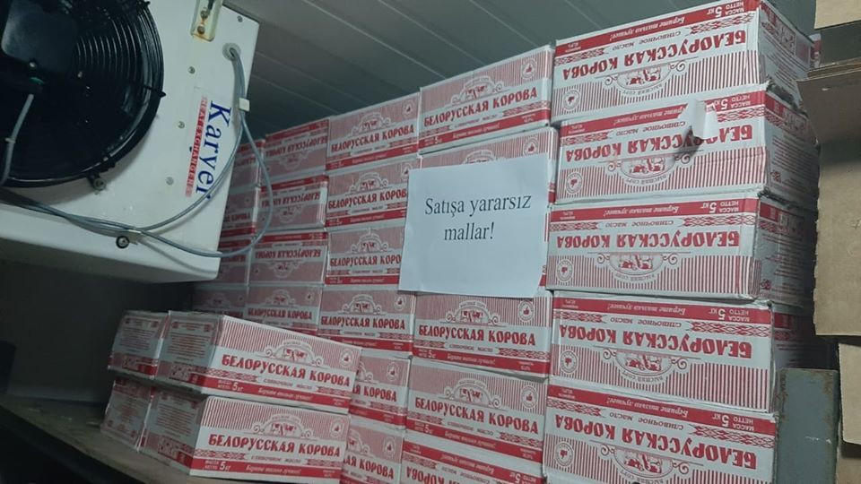 В известной сети супермаркетов в Баку изъяли 12 тонн непригодного к употреблению масла