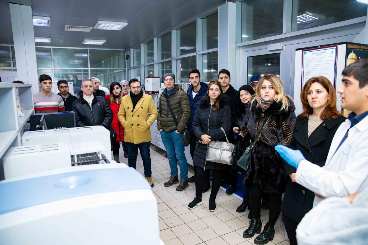 Sevilən yerli markaların istehsal edildiyi Bakı Qida və Yağ Fabrikinə ziyarət təşkil edildi