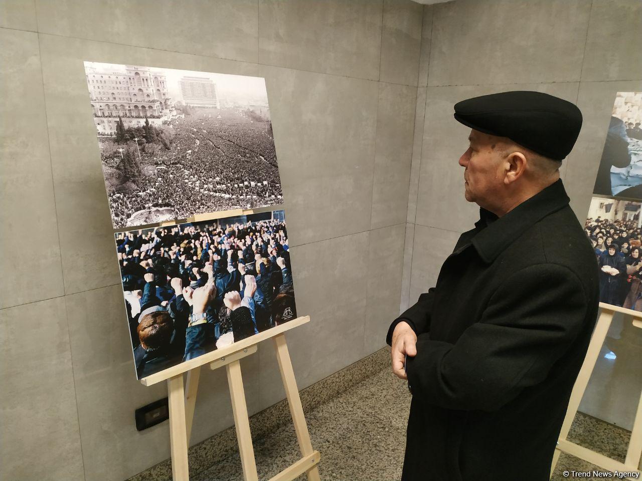 В бакинском метро открылась фотовыставка "30 лет кровавой истории 20 Января"