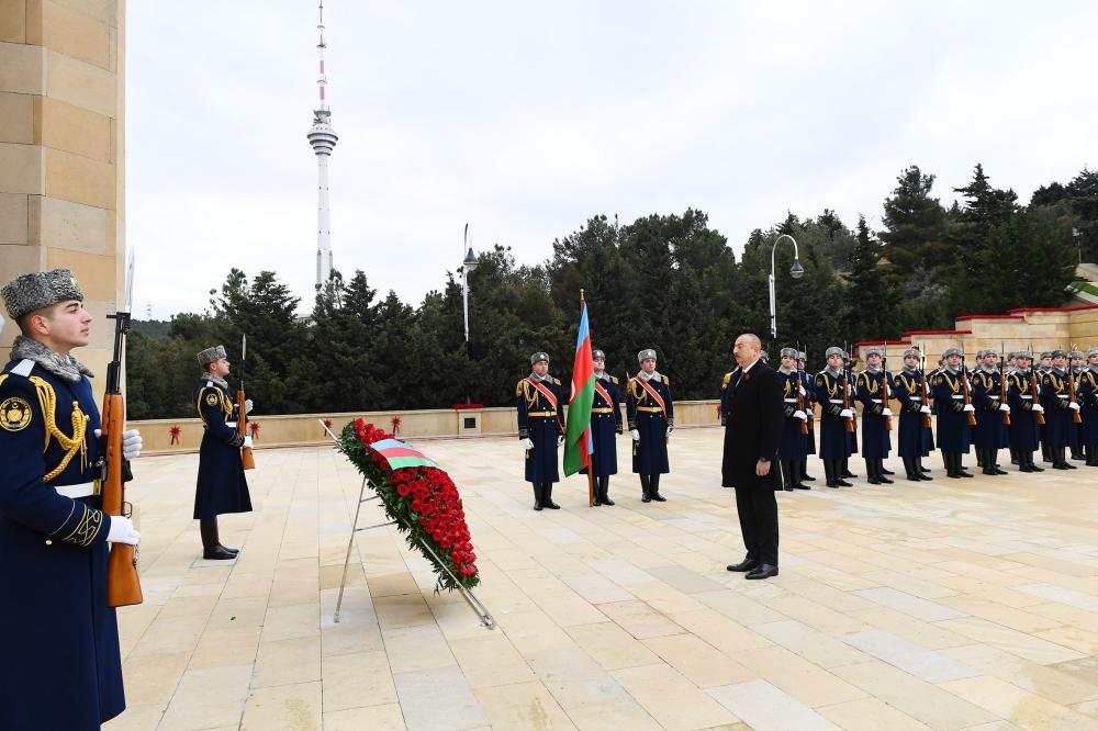 Президент Ильхам Алиев и Первая леди Мехрибан Алиева почтили светлую память шехидов 20 Января