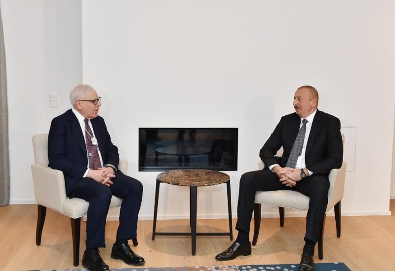 Президент Ильхам Алиев встретился в Давосе с соучредителем компании “Carlyle Group”