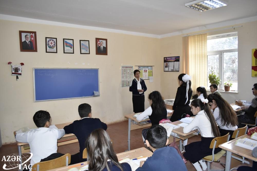 Школьники, которые учатся под обстрелом