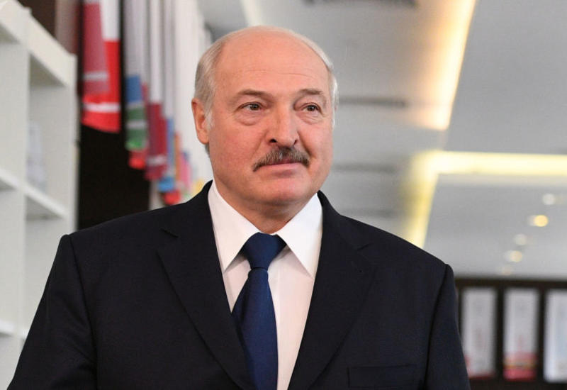 Александр Лукашенко поздравил Михаила Гусмана с днем рождения