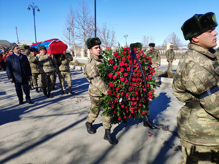 Продолжается эксгумация останков 11 неопознанных шехидов, захороненных в Имишли