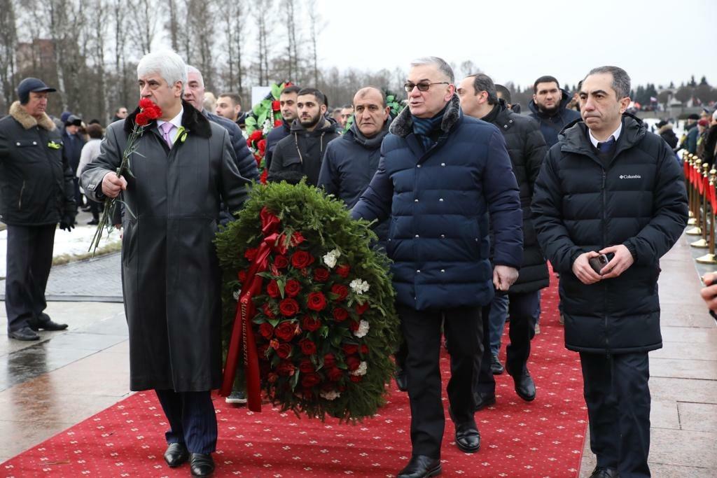 Азербайджанская делегация приняла участие в мероприятиях в честь 76-летия освобождения Ленинграда от блокады