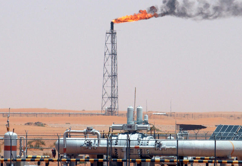 Хуситы опять разбомбили нефтяной объект Saudi Aramco