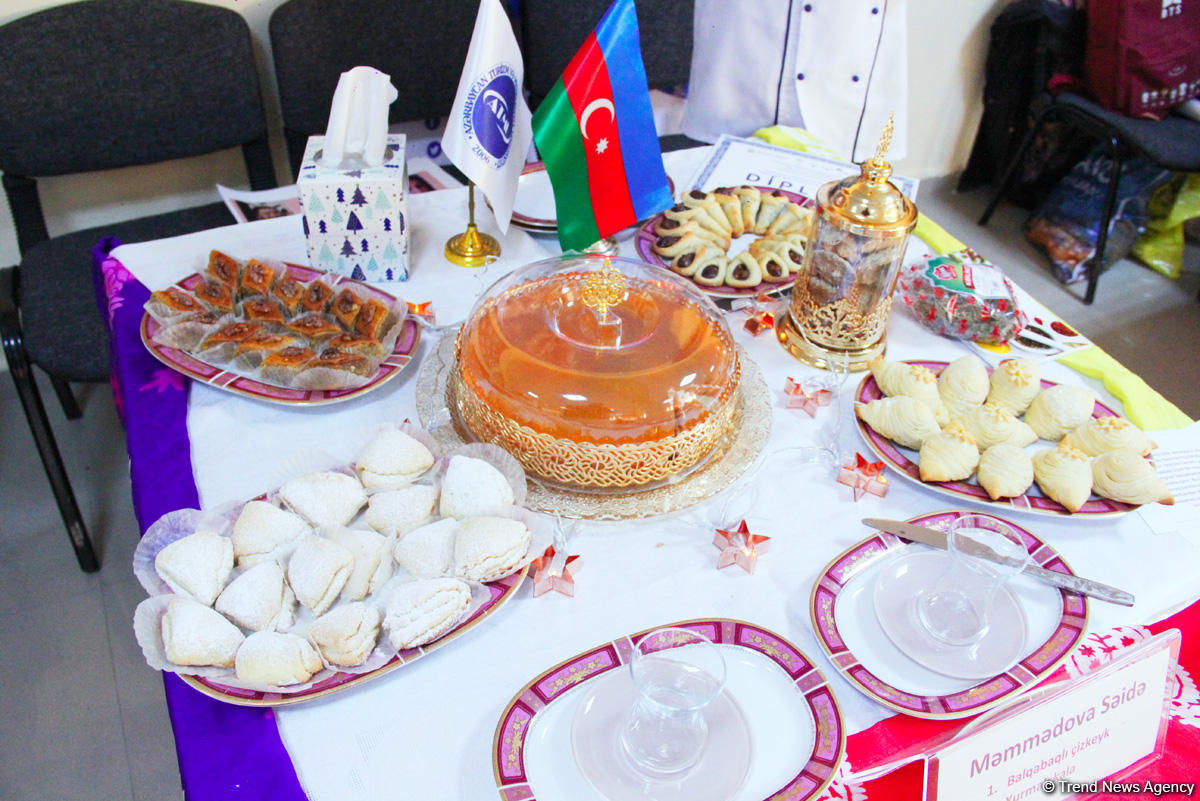 Фестиваль национальных сладостей в Баку