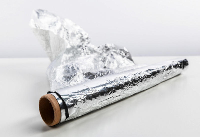 Зачем оборачивать ступни фольгой