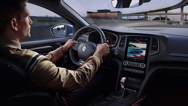 Представлено обновленное семейство Renault Megane