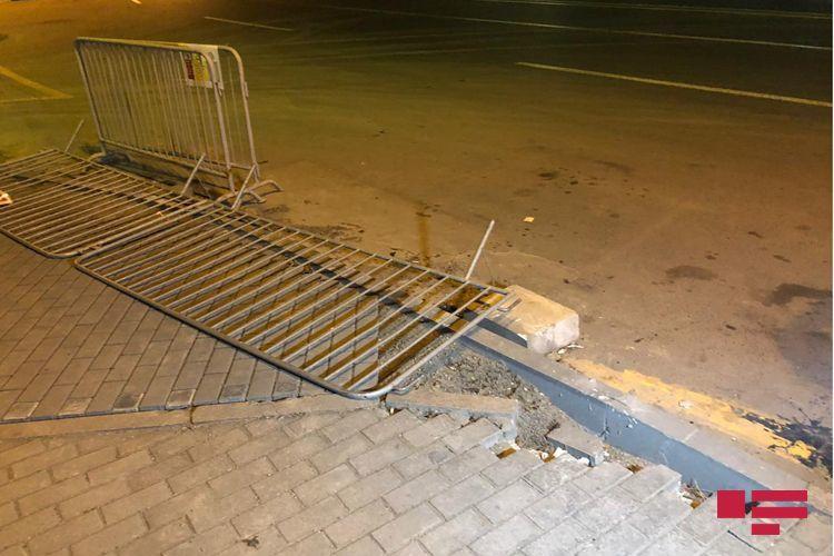 Погибшим в ДТП с мотоциклом в Баку оказался сотрудник полиции