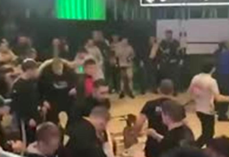 Турнир MMA завершился «беспредельной» дракой с поножовщиной