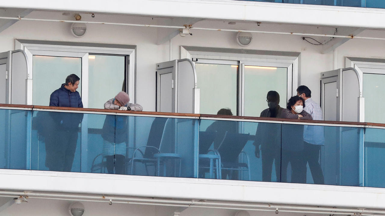 Карантин на Diamond Princess: число зараженных выросло в 3 раза