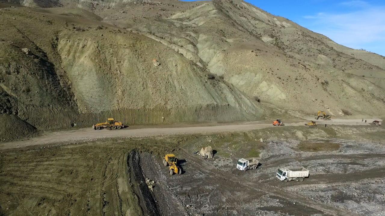 В Азербайджане реконструируется одна из важных региональных автодорог