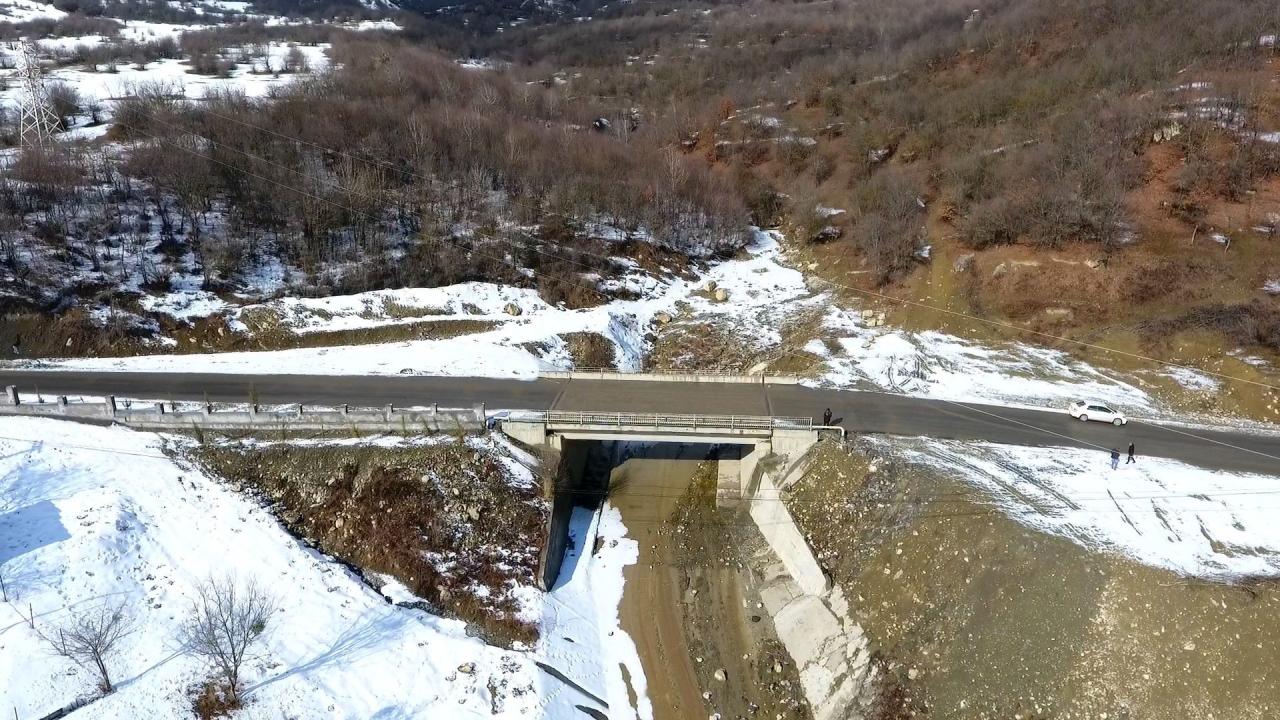 В Азербайджане реконструируется одна из важных региональных автодорог