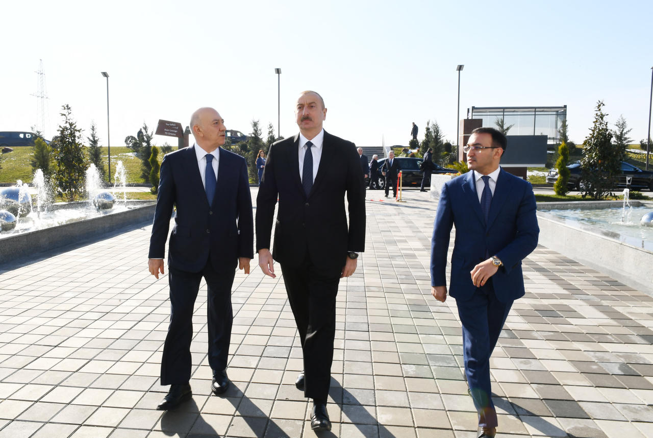 Президент Ильхам Алиев принял участие в церемонии открытия центра ASAN xidmət в Кюрдамире