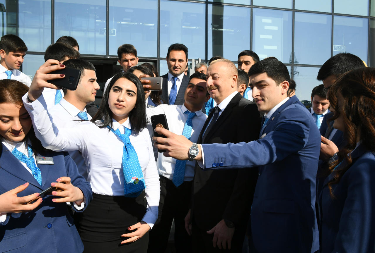 Президент Ильхам Алиев принял участие в церемонии открытия центра ASAN xidmət в Кюрдамире
