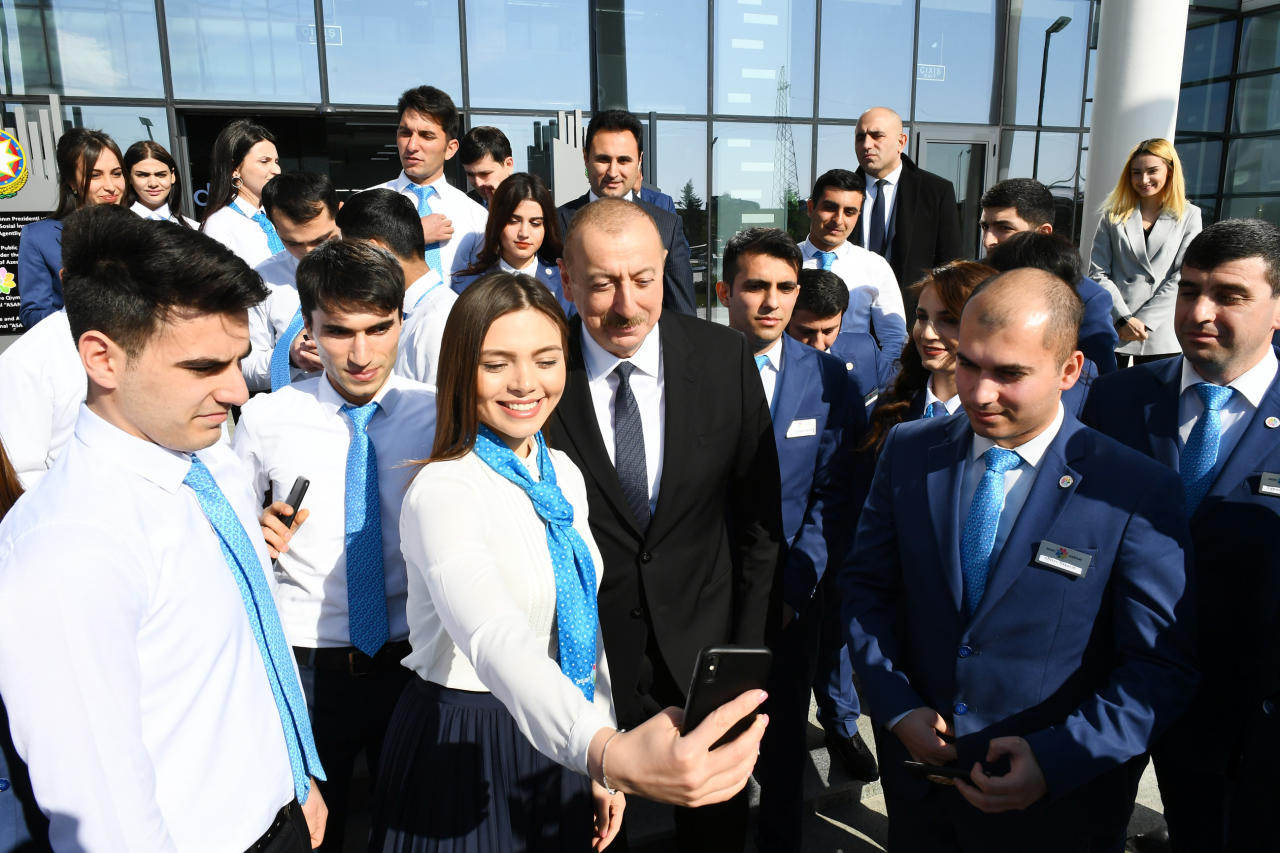 Президент Ильхам Алиев принял участие в церемонии открытия центра ASAN xidmət в Кюрдамире