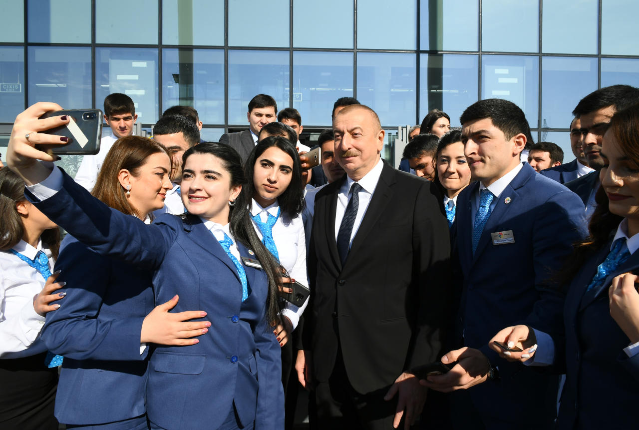 Президент Ильхам Алиев принял участие в церемонии открытия центра ASAN xidmət в Кюрдамире