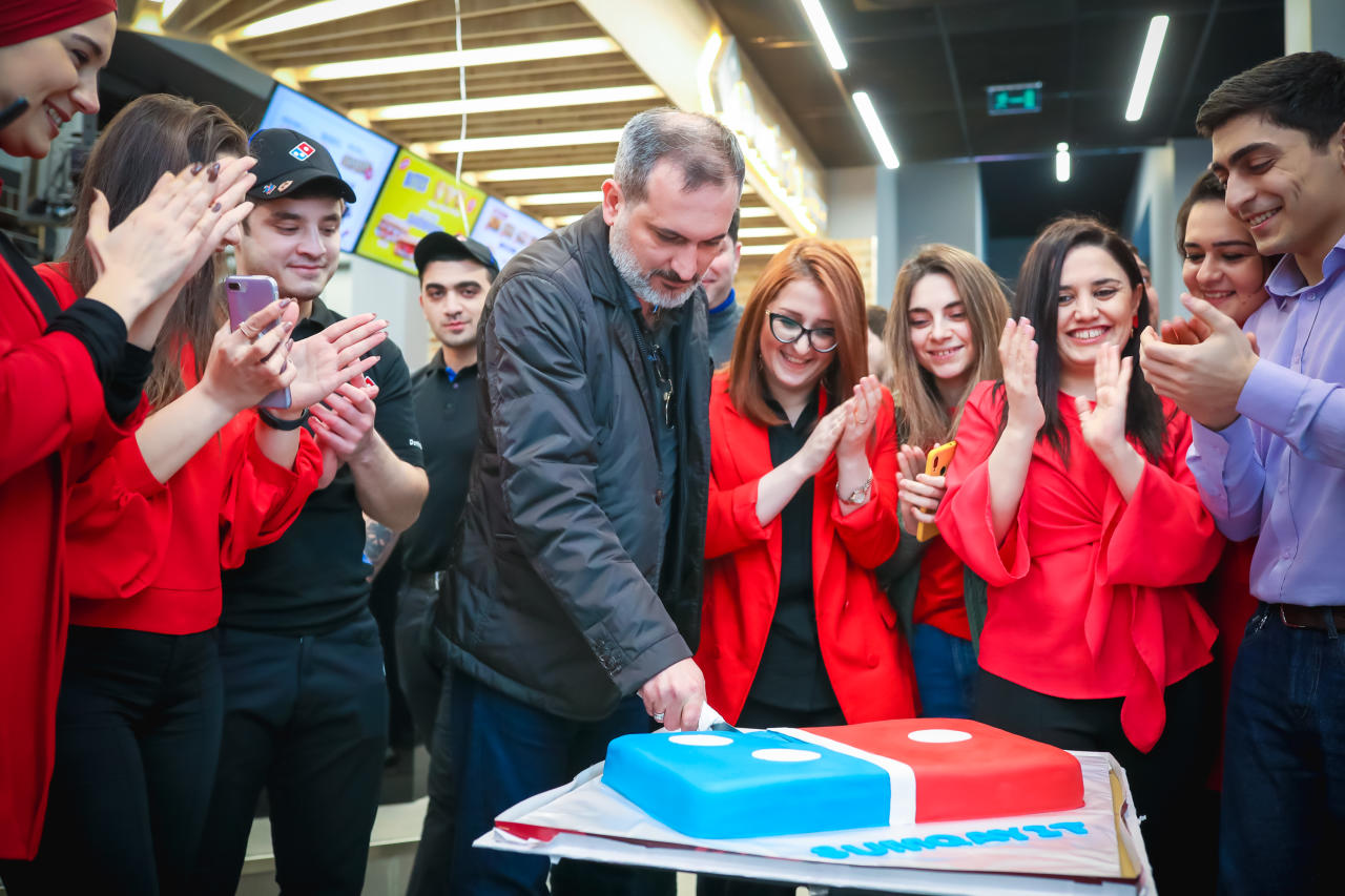 В Domino's Pizza вновь скидка 50%