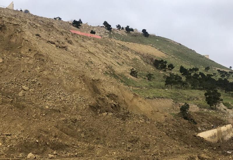В Баку вновь произошел оползень