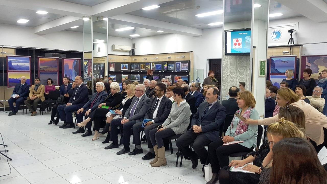 В Баку открылась выставка "Пакт Рериха – мир через культуру"