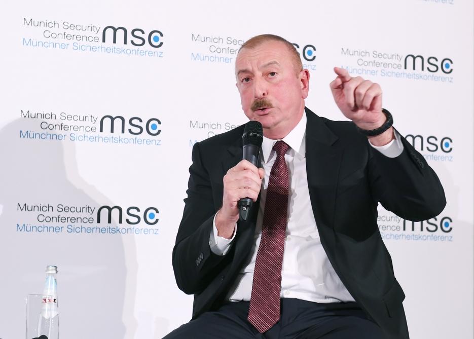 Президент Ильхам Алиев принял участие в панельных обсуждениях в связи с нагорно-карабахским конфликтом в Мюнхене