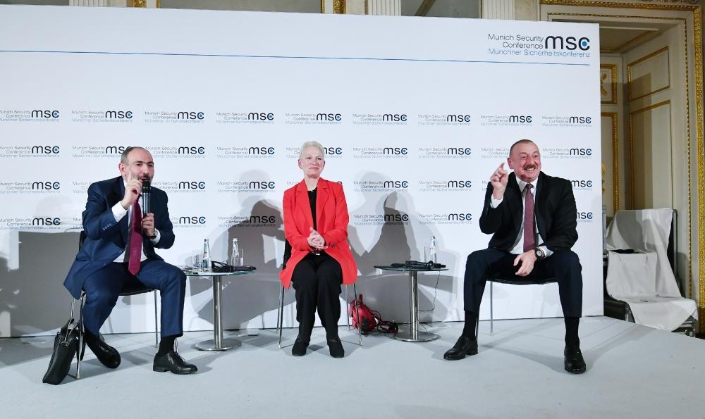 Президент Ильхам Алиев принял участие в панельных обсуждениях в связи с нагорно-карабахским конфликтом в Мюнхене