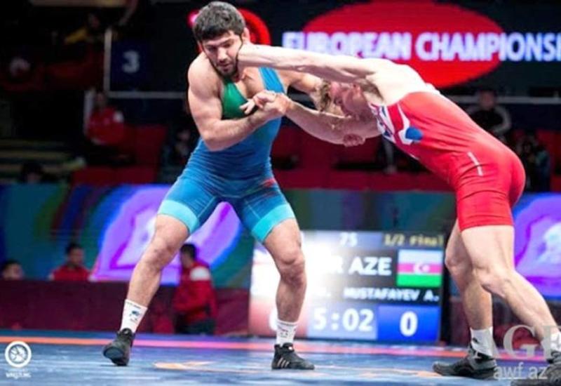 Азербайджанский борец завоевал серебро на чемпионате Европы