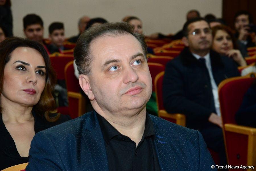 Известный скрипач Роман Федчук: Замечательно, что в Азербайджане столько одарённых музыкантов