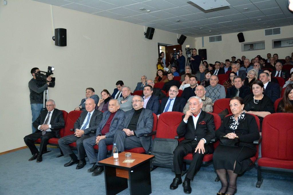 В Госфильмофонде Азербайджана отметили 80-летие Айдына Кязымзаде