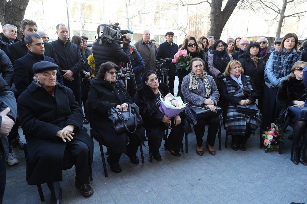 В Баку установлен барельеф на стене дома композитора Васифа Адыгезалова