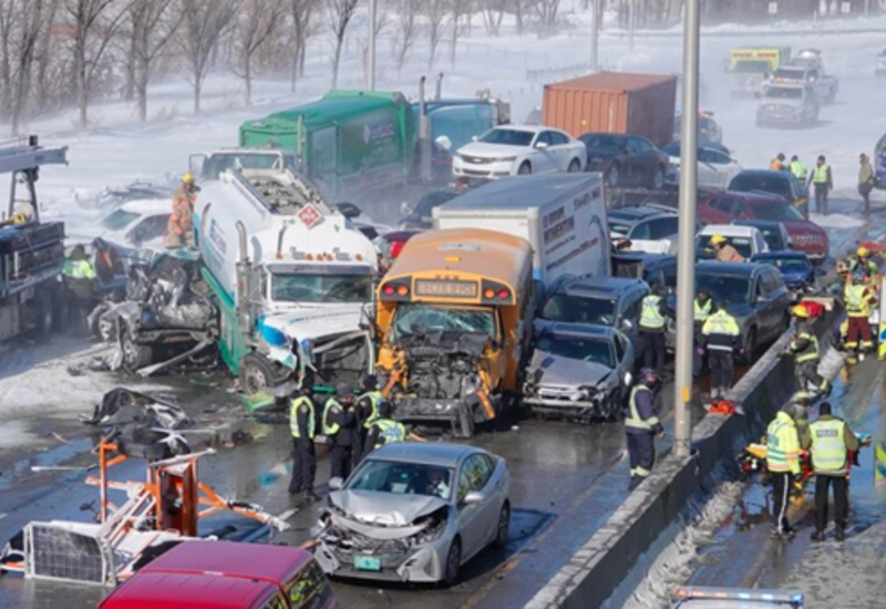 В Канаде столкнулись 200 автомобилей, пострадали 60 человек