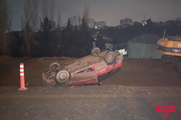 На шоссе Баку-Сумгайыт автомобиль насмерть сбил пешехода