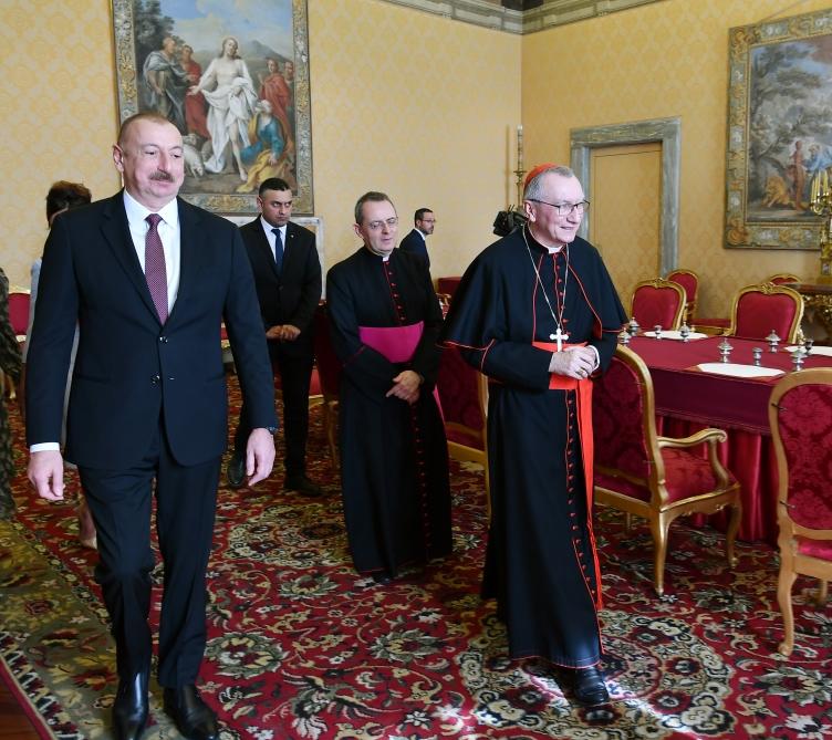 Президент Ильхам Алиев и Первая леди Мехрибан Алиева встретились в Ватикане с государственным секретарем Святого Престола