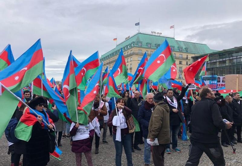 В Берлине прошел Общеевропейский Карабахский митинг