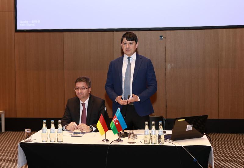 Berlində dünyanın müxtəlif ölkələrində yaşayan azərbaycanlılarla görüş keçirilib